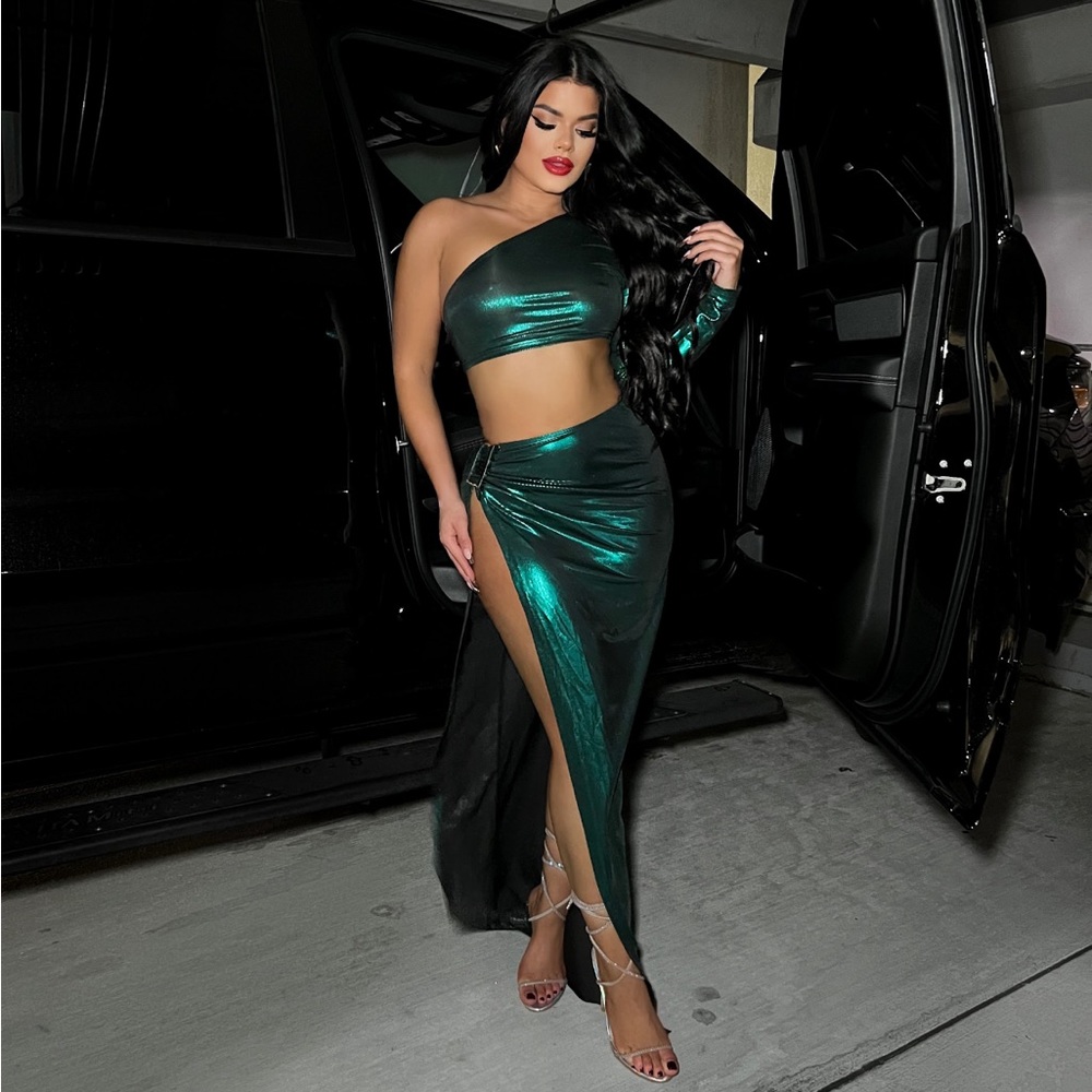 HIGH SLIT SKIRT CROP TOP TWO PIECE - GREEN